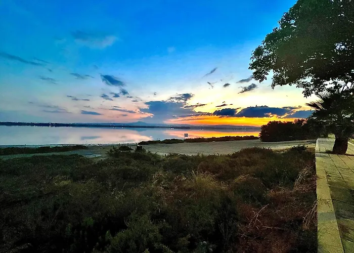 Mackenzie 11 Apartment